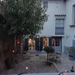 ベッド・アンド・ブレックファスト La Maison De La Fontaine Villeneuve-Minervois