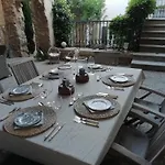 La Maison De La Fontaine Villeneuve-Minervois