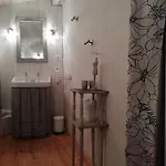 ベッド・アンド・ブレックファスト La Maison De La Fontaine Villeneuve-Minervois