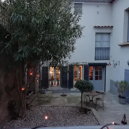 Alojamento de Acomodação e Pequeno-almoço La Maison De La Fontaine Villeneuve-Minervois