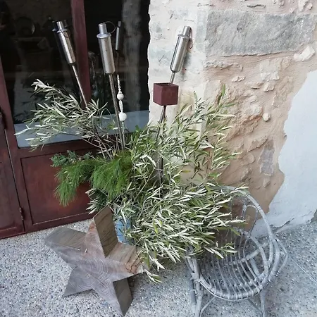 Alojamento de Acomodação e Pequeno-almoço La Maison De La Fontaine