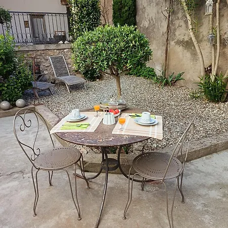 فندق مبيت وإفطار La Maison De La Fontaine *