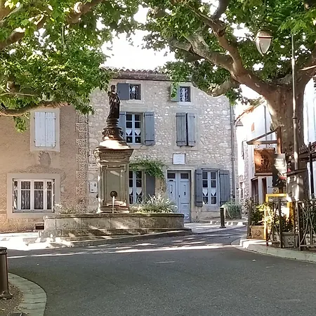 La Maison De La Fontaine Villeneuve-Minervois