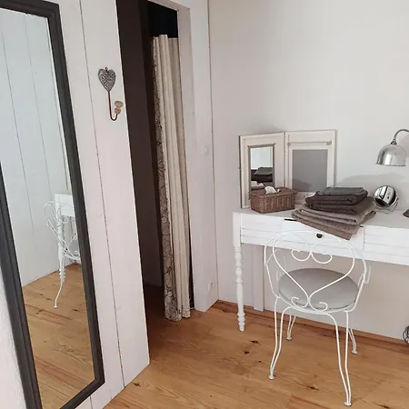 Alojamento de Acomodação e Pequeno-almoço La Maison De La Fontaine *