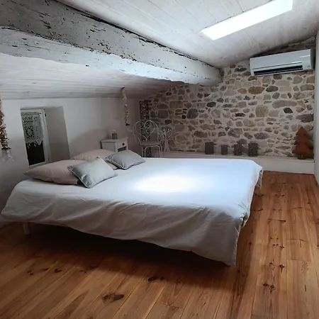Alojamento de Acomodação e Pequeno-almoço La Maison De La Fontaine Villeneuve-Minervois