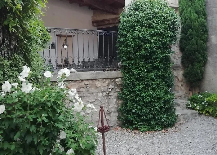 La Maison De La Fontaine